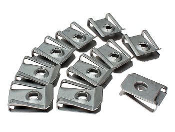 Clip set for screws for shields 4mm - 10 pcs.